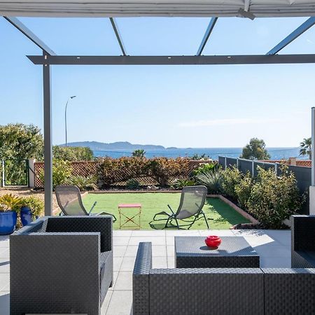 Vue mer superbe pavillon - LESCLESDENICOLE Carqueiranne Extérieur photo