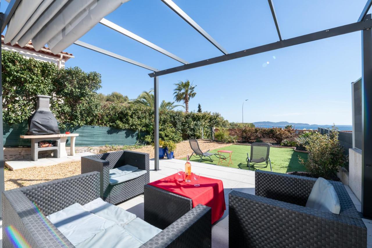 Vue mer superbe pavillon - LESCLESDENICOLE Carqueiranne Extérieur photo