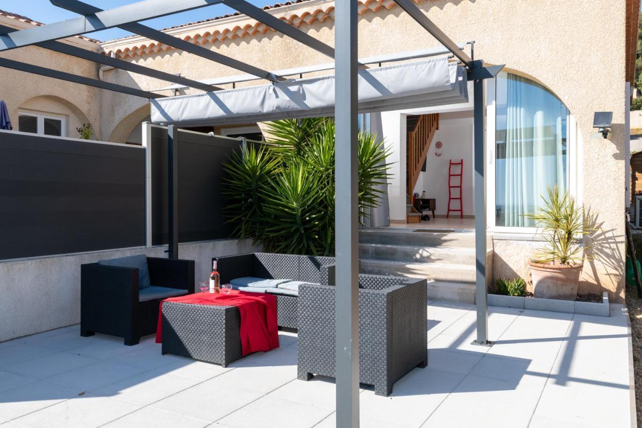 Vue mer superbe pavillon - LESCLESDENICOLE Carqueiranne Extérieur photo