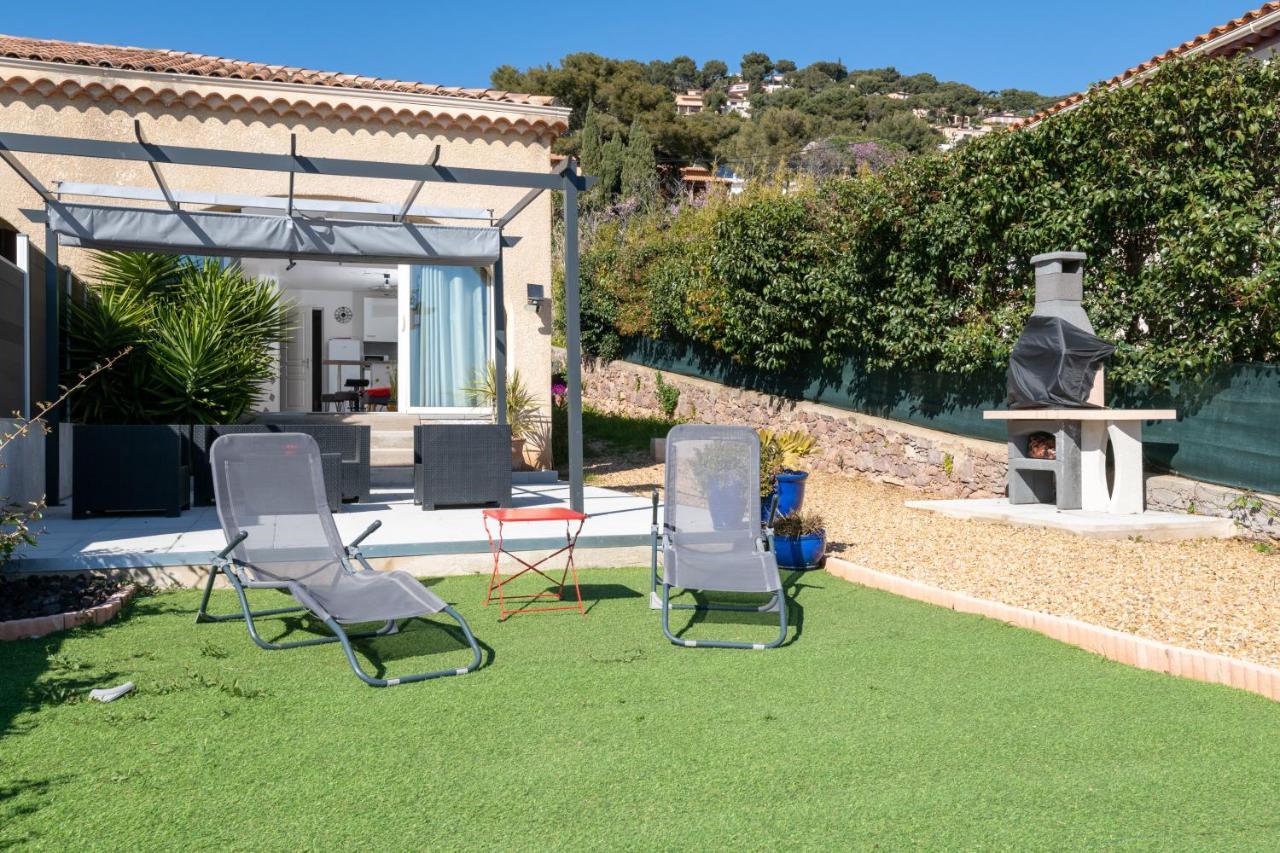 Vue mer superbe pavillon - LESCLESDENICOLE Carqueiranne Extérieur photo